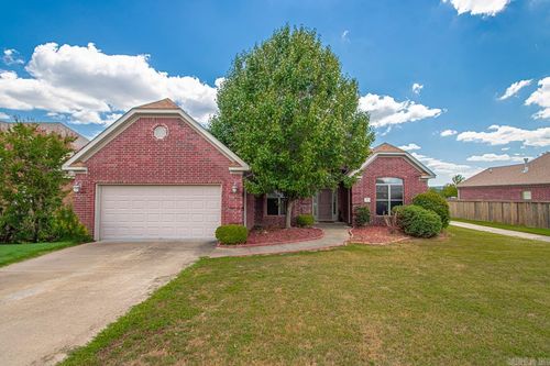 110 Cabanel Dr, Maumelle, AR, 72113-7300 | Card Image