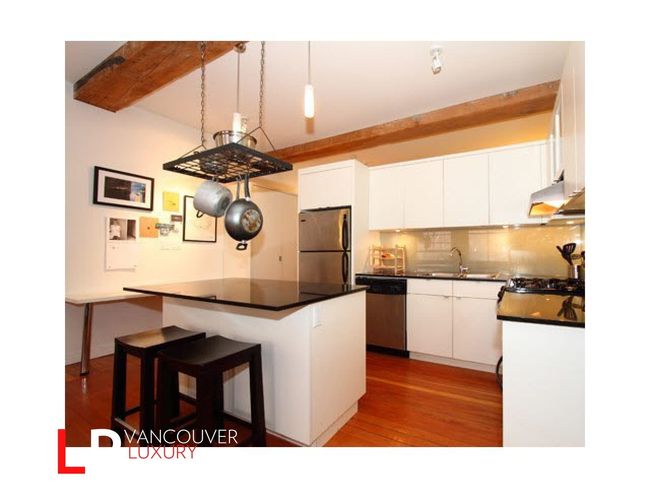 202 - 310 Water Street, Condo with 1 bedrooms, 1 bathrooms and null parking in Vancouver BC | Image 3