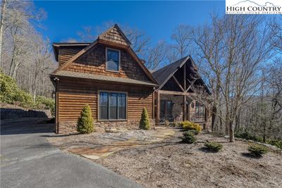 340 Farm Loop Road, House other with 3 bedrooms, 3 bathrooms and null parking in Banner Elk NC | Image 3