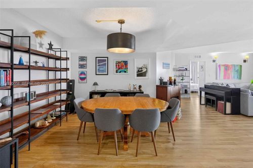 apt-302-3598 Yacht Club Dr, Aventura, FL, 33180-4010 | Card Image