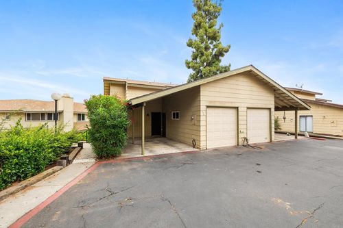 996 Marlin Dr, Vista, CA, 92084-5659 | Card Image