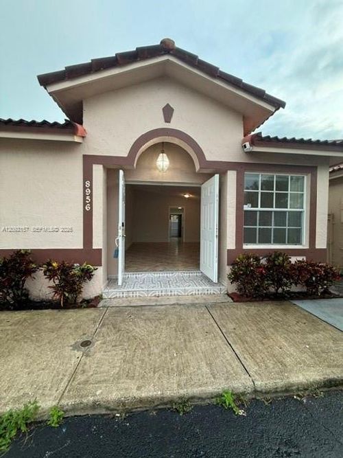 60-8956 Nw 120th St, Hialeah Gardens, FL, 33018-4165 | Card Image