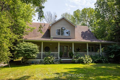 126 Wilson Dr, Georgian Bluffs, ON, N0H2T0 | Card Image