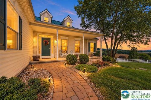 3857 Tie Rd, Slatington, PA, 18080-3174 | Card Image