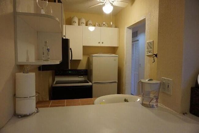 Kitchenette 3rd fl | Image 20
