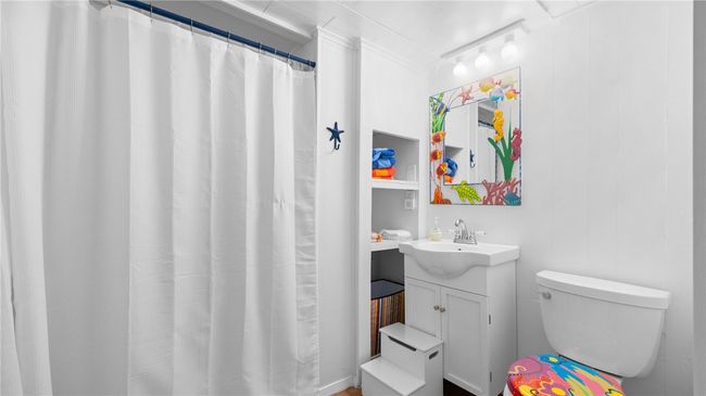 1127 S Live Oak St, House other with 2 bedrooms, 2 bathrooms and null parking in Rockport TX | Image 18