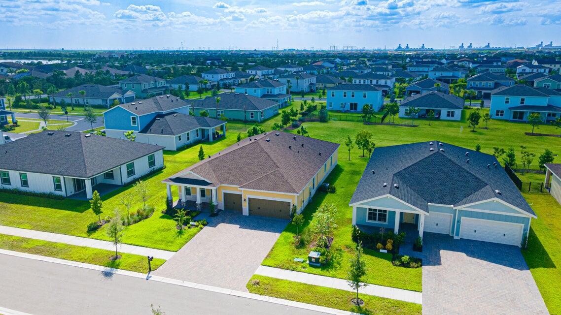 Residential Lease in Loxahatchee 4