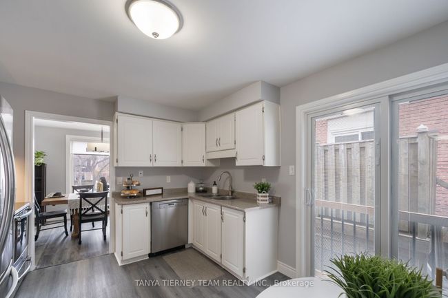 125 Guthrie Cres, House other with 3 bedrooms, 2 bathrooms and 4 parking in Whitby ON | Image 22