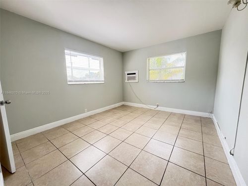 1-4340 Nw 21st Ave, Oakland Park, FL, 33309-3613 | Card Image