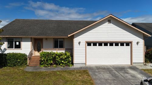 1630 Chanterelle Dr, McKinleyville, CA, 95519-4181 | Card Image