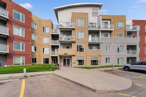 2405-604 E Lake Blvd Ne, Airdrie, AB, T4A0G6 | Card Image