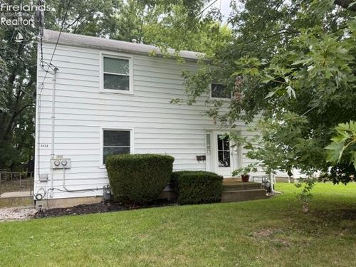 3950 Gary Ave, Lorain, OH, 44055-2873 | Card Image