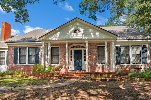 120 Texas St, Natchitoches, LA, 71457-4724 | Card Image