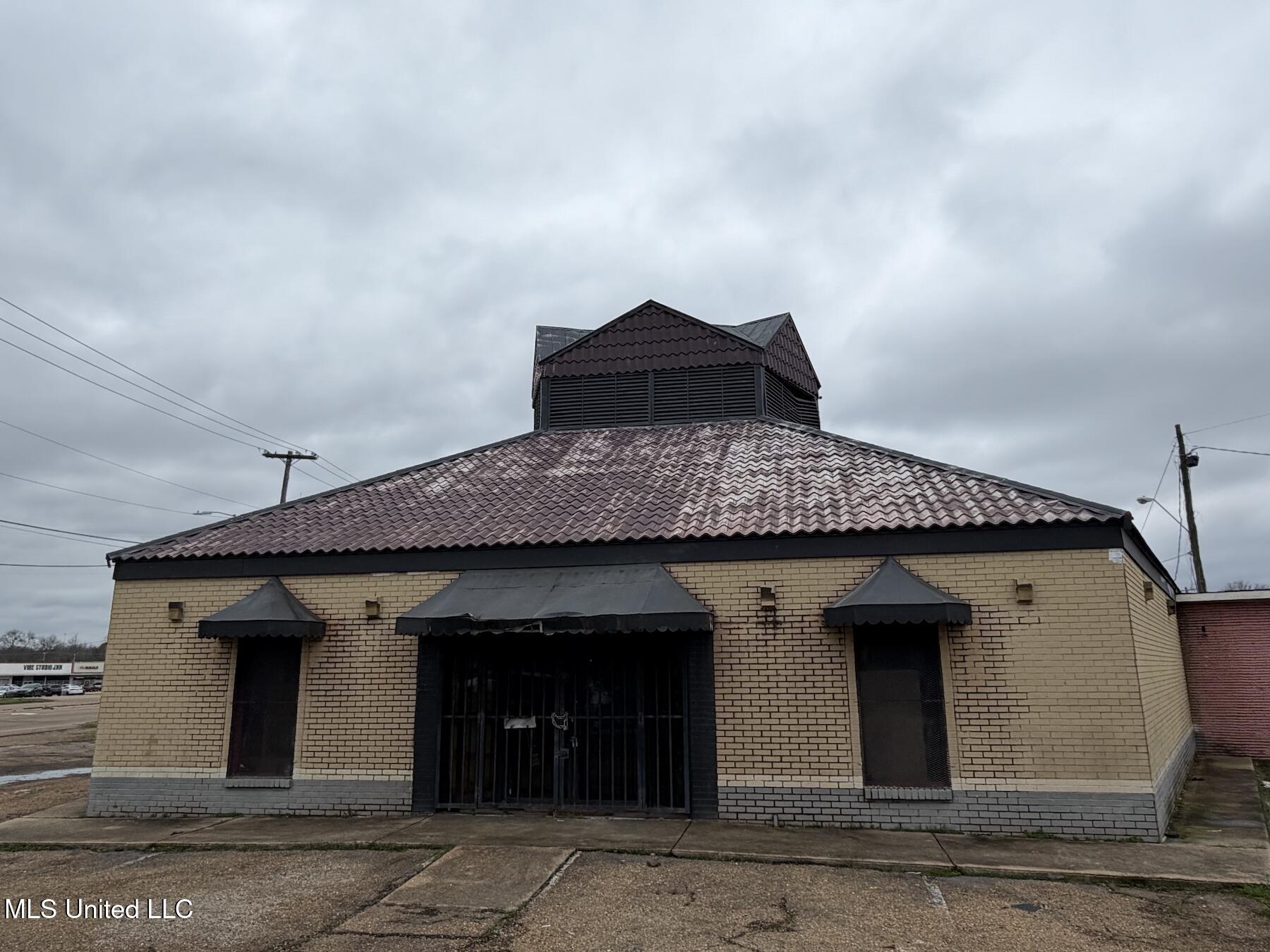 1315 Highway 80 W, Jackson, MS 39204