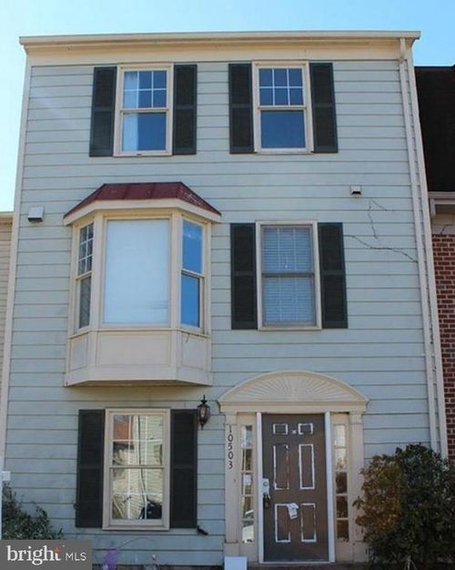 10503 Oronoco Ln, MANASSAS, VA, 20109-6411 | Card Image