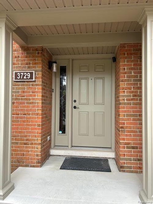 lane-6-3729 Old Creek Road, TROY, MI, 48084 | Card Image