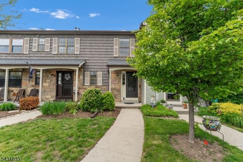 37 Wood Duck Ct, Hackettstown, NJ, 07840-3317 | Card Image