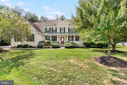 102 Aquifer Dr, FALLING WATERS, WV, 25419-4313 | Card Image