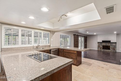 3527 S Oak St, Tempe, AZ, 85282-5749 | Card Image