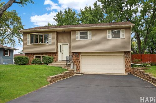 4708 Bonner Dr, McHenry, IL, 60050-4148 | Card Image