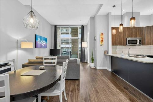 303-788 12 Ave Sw, Calgary, AB, T2R0H1 | Card Image