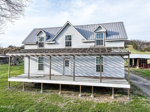 2512 Old Parrottsville Hwy, Parrottsville, TN, 37843-3374 | Card Image