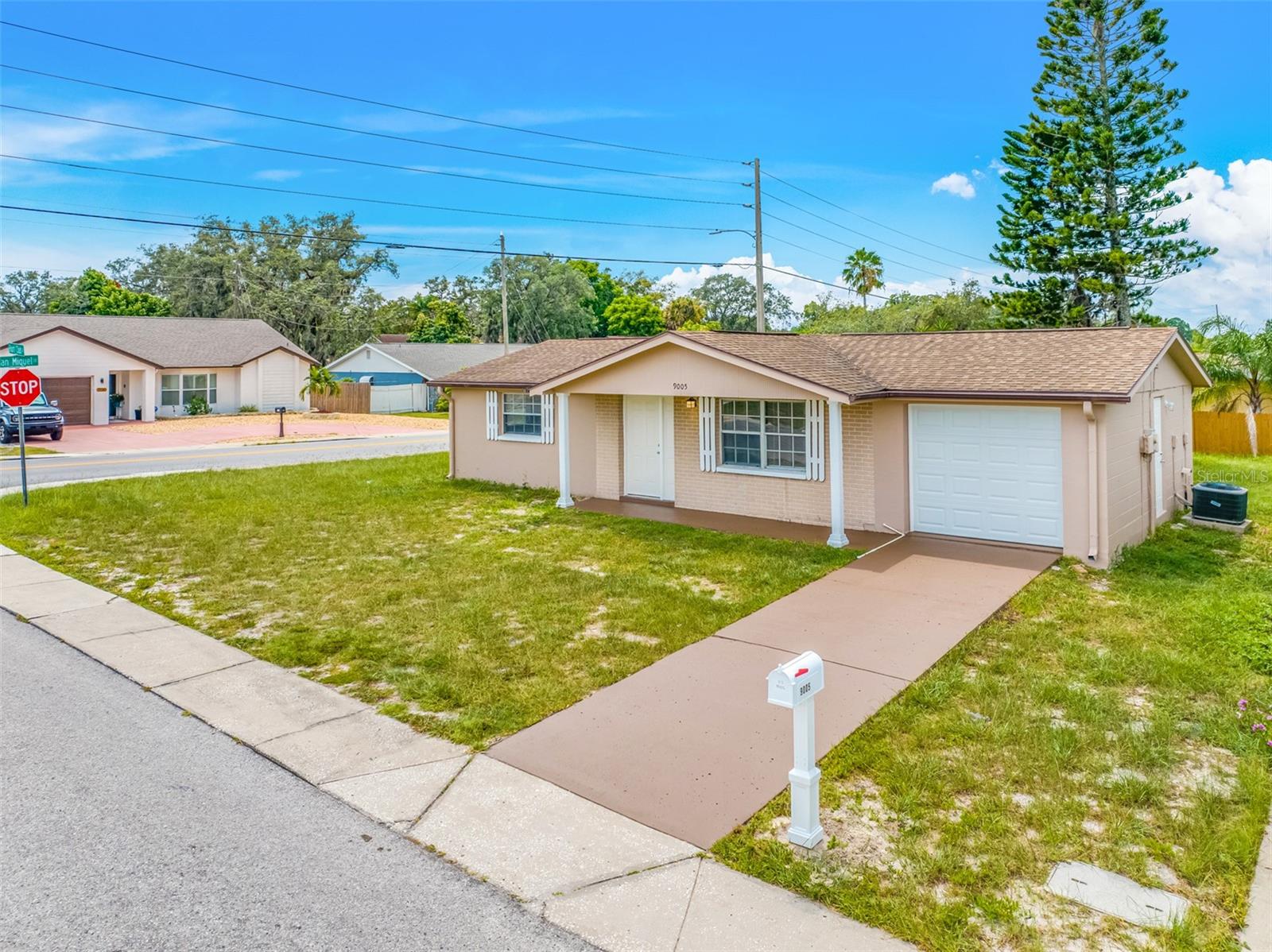 Hunt Club Ln, Port Richey, FL 34668
