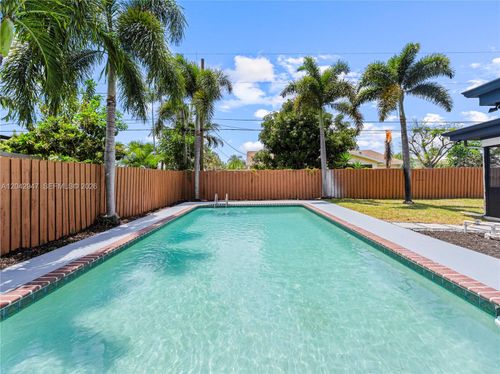 949 Lighthouse Dr, North Palm Beach, FL, 33408-4030 | Card Image