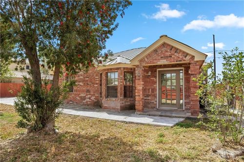 1020 Tamaulipas St, Weslaco, TX, 78596-8487 | Card Image