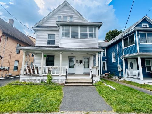 25 Holbrook St, Ansonia, CT, 06401-1205 | Card Image