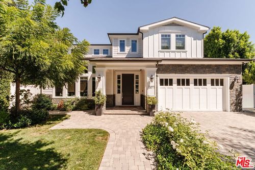 13071 Dickens St, Studio City, CA, 91604-2221 | Card Image