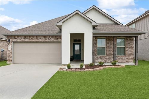5635 Oak Trace Dr, Saint Gabriel, LA, 70776-4718 | Card Image
