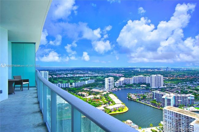 LPH6 - 4111 S Ocean Dr, Condo with 2 bedrooms, 2 bathrooms and null parking in Hollywood FL | Image 9