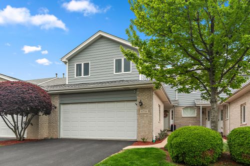 8738 Ballycastle Ln, Tinley Park, IL, 60487-7715 | Card Image