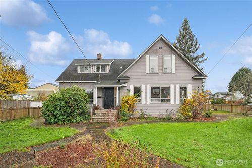 310 E Highland Dr, Arlington, WA, 98223-1520 | Card Image