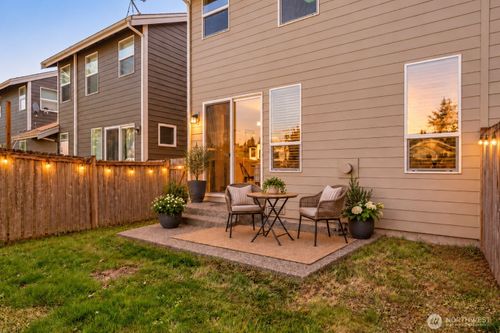 21404 104th Street Ct E, Bonney Lake, WA, 98391-3725 | Card Image