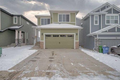 542 Ranch Gdns, Strathmore, AB, T1P | Card Image