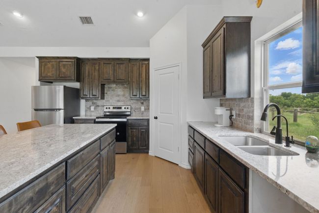 2245 Sunfish Pt, House other with 3 bedrooms, 2 bathrooms and null parking in Bluff Dale TX | Image 7