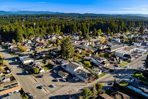 3919-39093919 Walnut Dr, Eureka, CA, 95503-6281 | Card Image