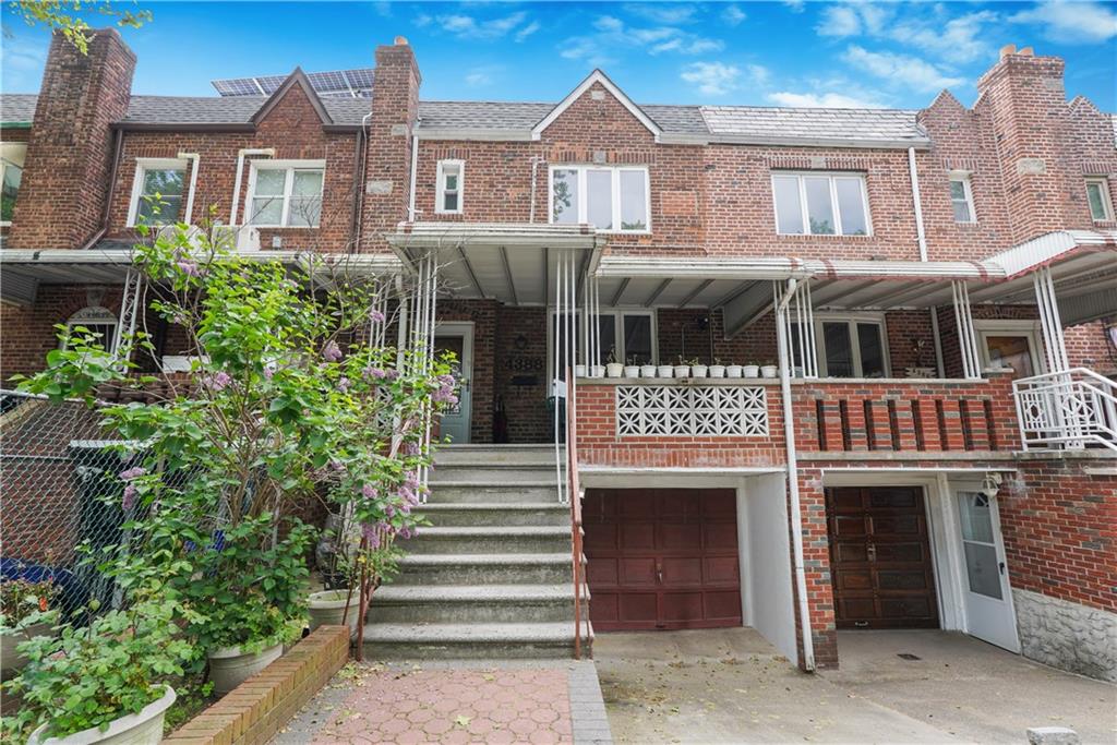 Bedford Ave, Brooklyn, NY 11229