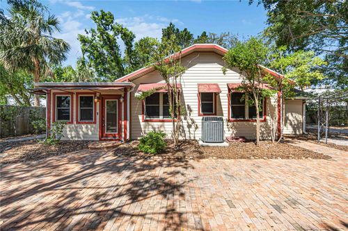 1743 8th St, SARASOTA, FL, 34236-4126 | Card Image