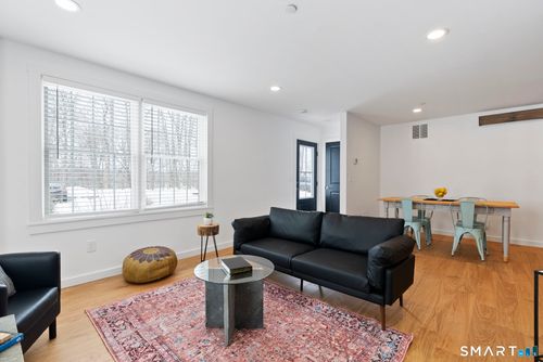 7-179 Butternut St, Middletown, CT, 06457-3000 | Card Image