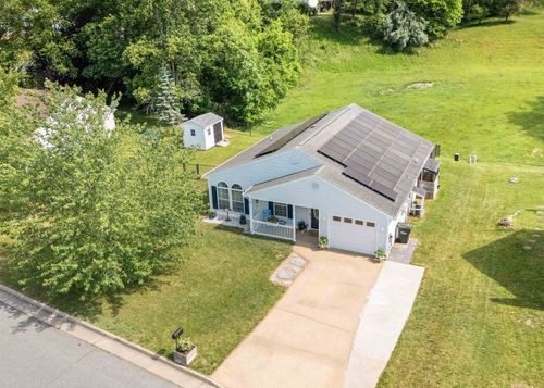 405 Greenwood Rd, Staunton, VA, 24401-1885 | Card Image