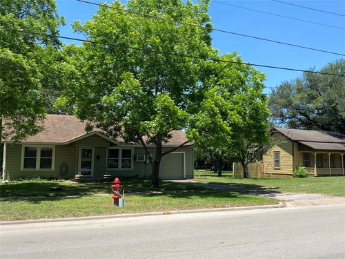 516 S Mckinney St, Mexia, TX, 76667-3642 | Card Image