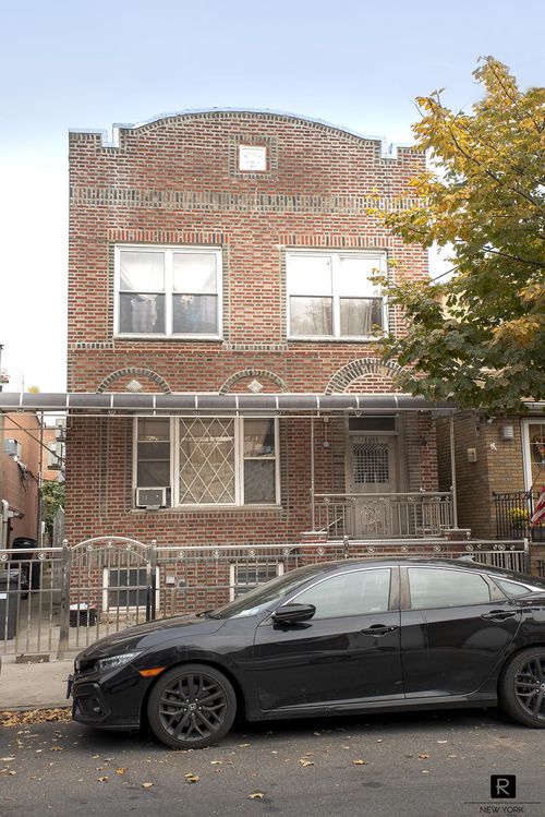 1811 72nd St, Brooklyn, NY, 11204-5308 | Card Image