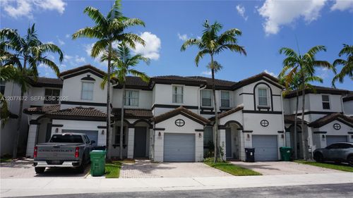 7616 Nw 114th Path, Doral, FL, 33178-1381 | Card Image