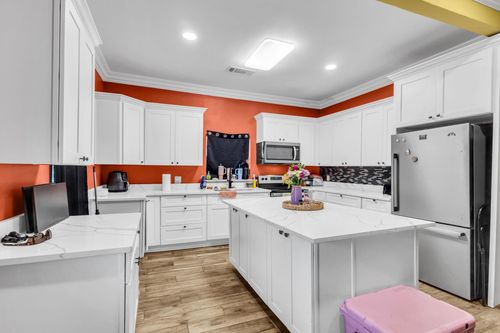 341 12th St, Port Arthur, TX, 77640-4136 | Card Image