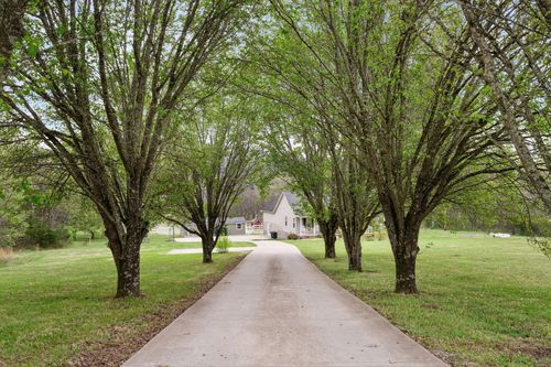 15541 Cainsville Rd, Milton, TN, 37118-5518 | Card Image