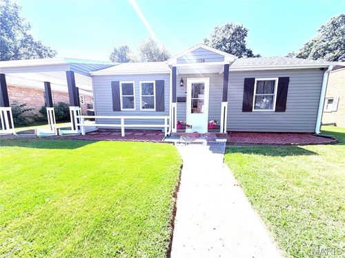 1028 Michigan St, Mexico, MO, 65265-2234 | Card Image
