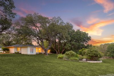 133 N School St, House other with 3 bedrooms, 3 bathrooms and null parking in Boerne TX | Image 2